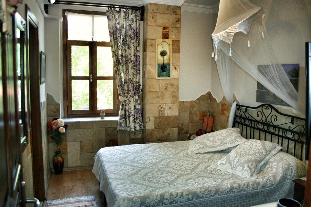Herakles Hotel Çeşme Rom bilde